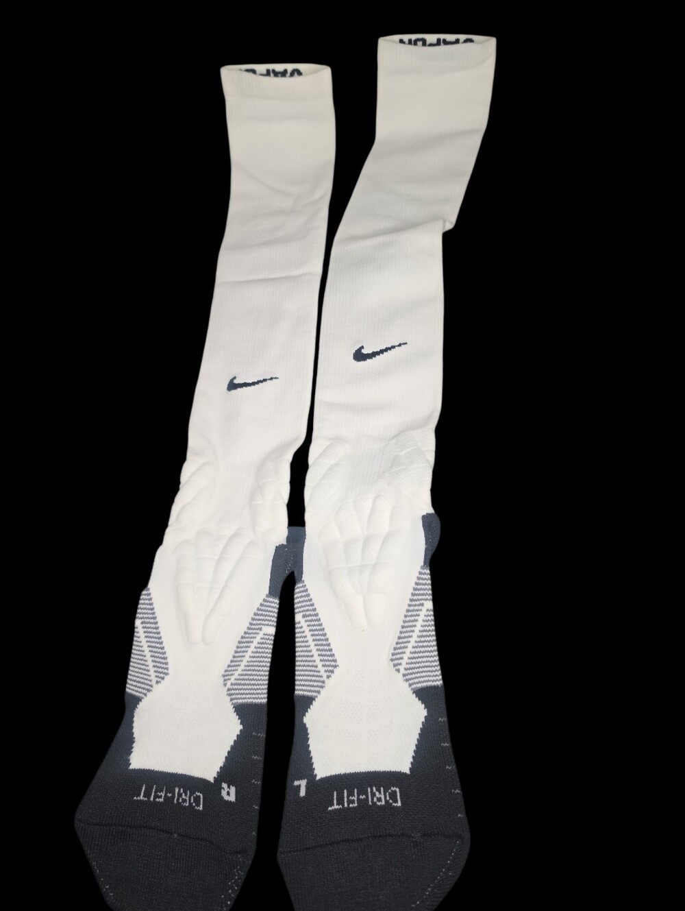 Unisex Nike Vapor Over The Calf Dri-Fit Socks. Brand New Size XL White/Black